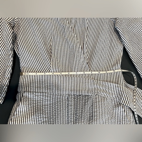 Anthropologie Amadi Striped Cotton Short Romper Faux Wrap Flare Sleeves Size XS - Picture 10 of 11